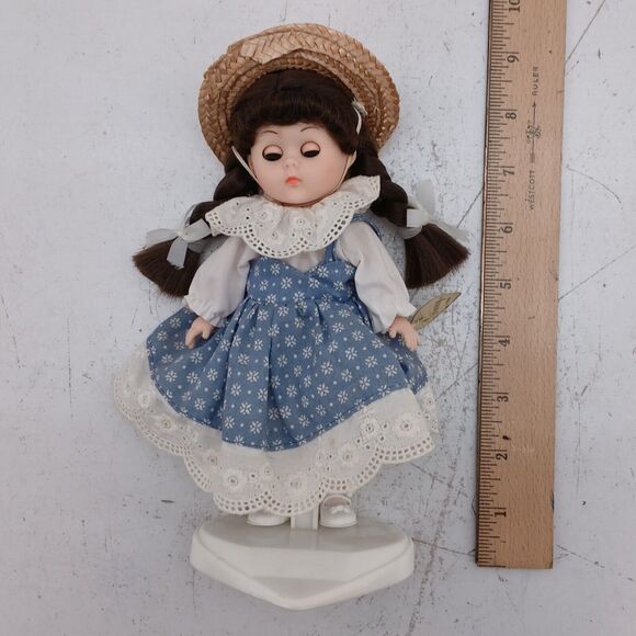 VintageVogue Ginny Flower Time Poseable Vinyl Doll with Stand - Picture 11 of 11